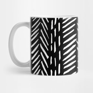 Abstract herringbone pattern - black and white Mug